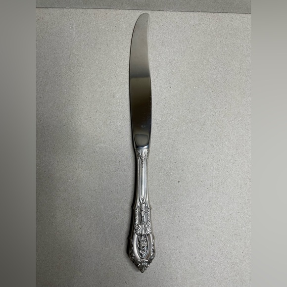 Rose Point 9” Sterling Handle 1934 Knife Wallace Silversmith Single Only - Picture 2 of 5